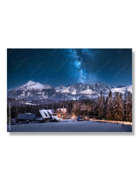 Obraz na pleksi - noc w górach zimą - Axitech.com.pl
